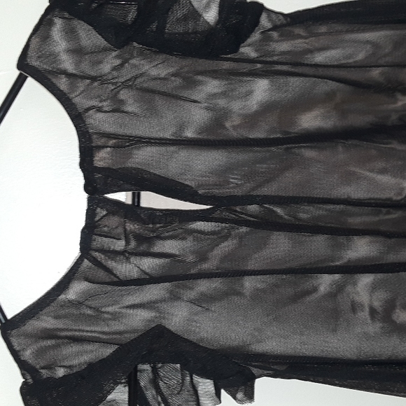 Dress - Picture 3 of 3